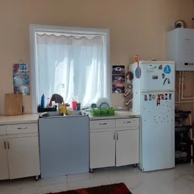 In nan 180.0 m² house with 4.0 rooms is for sale - Image 2