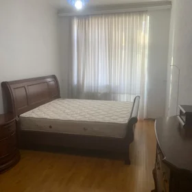 In Baku 145.0 m² apartment is for rent - Image 6