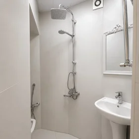 In Səbail rayonu 130.0 m² apartment is for sale - Image 5
