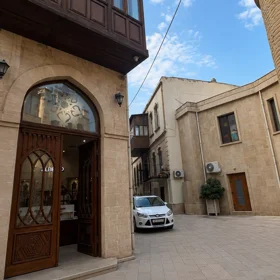 In Səbail rayonu 130.0 m² apartment is for sale - Image 7