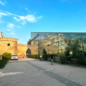 In Səbail rayonu 130.0 m² apartment is for sale - Image 8