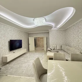 In Baku 108.0 m² apartment is for sale - Image 3