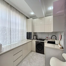 In Baku 108.0 m² apartment is for sale - Image 4