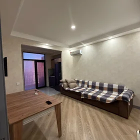 In Baku 65.0 m² apartment is for rent - Image 3