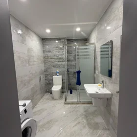 In Baku 65.0 m² apartment is for rent - Image 9