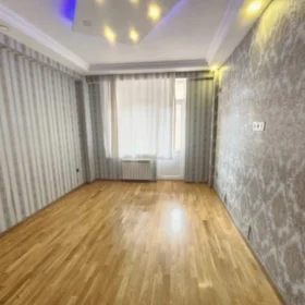 In Baku 100.0 m² apartment is for sale - Image 3
