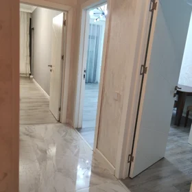 In Baku 70.0 m² apartment is for rent - Image 9