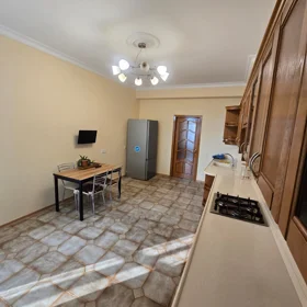 In Baku 125.0 m² apartment is for rent - Image 8