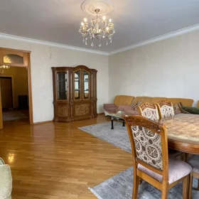 In Baku 150.0 m² apartment is for rent - Image 4