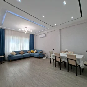 In Binəqədi rayonu 121.0 m² apartment is for rent - Image 3