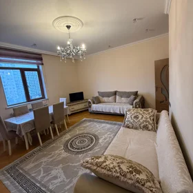 In Baku 130.0 m² apartment is for rent - Image 3
