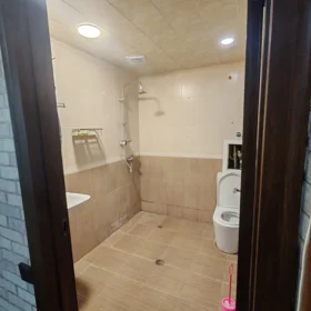 In Baku 90.0 m² apartment is for rent - Image 6