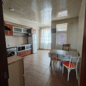 In Baku 90.0 m² apartment is for rent - Image 10