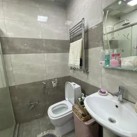 In Baku 80.0 m² apartment is for sale - Image 10