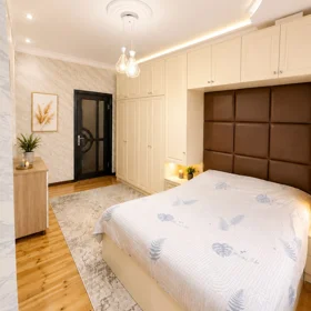 In Baku 70.0 m² apartment is for sale - Image 2
