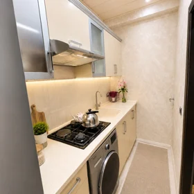 In Baku 70.0 m² apartment is for sale - Image 3