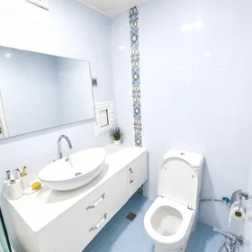 In Baku 70.0 m² apartment is for sale - Image 7