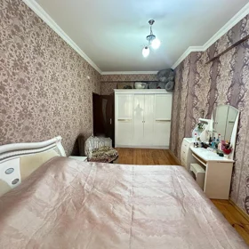 In Baku 115.0 m² apartment is for sale - Image 6