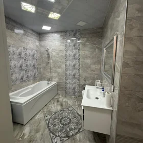 In Baku 120.0 m² apartment is for rent - Image 8