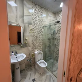 In Baku 120.0 m² apartment is for rent - Image 9