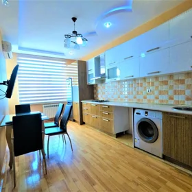 In Baku 120.0 m² apartment is for rent - Image 9