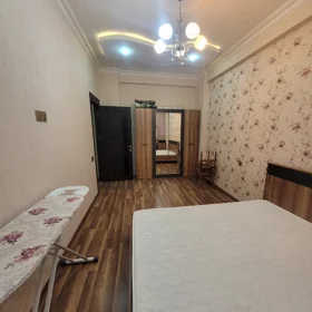 In Baku 75.0 m² apartment is for rent - Image 8