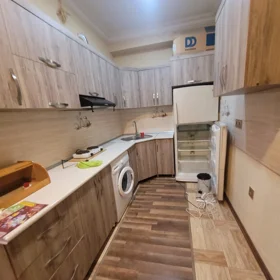 In Baku 75.0 m² apartment is for rent - Image 9