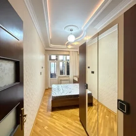 In Baku 60.0 m² apartment is for sale - Image 2