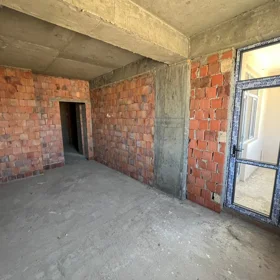 In Baku 155.0 m² apartment is for sale - Image 5