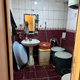In Baku 57.0 m² apartment is for sale - Image 9