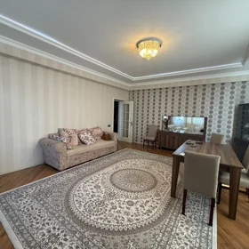 In Baku 130.0 m² apartment is for sale - Image 4