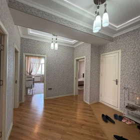 In Baku 130.0 m² apartment is for sale - Image 5