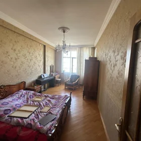 In Baku 127.0 m² apartment is for sale - Image 4