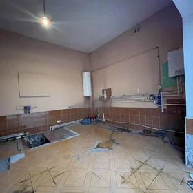 In Baku 1100.0 m² house with 20.0 rooms is for sale - Image 4