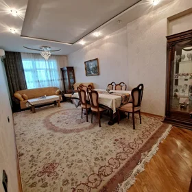In Baku 129.0 m² apartment is for sale - Image 3