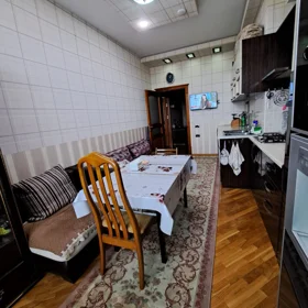 In Baku 129.0 m² apartment is for sale - Image 5