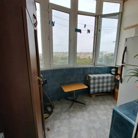 In Baku 129.0 m² apartment is for sale - Image 9