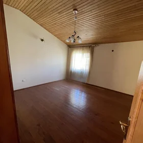 In Baku 600.0 m² house with 8.0 rooms is for sale - Image 2