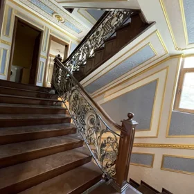 In Baku 600.0 m² house with 8.0 rooms is for sale - Image 4