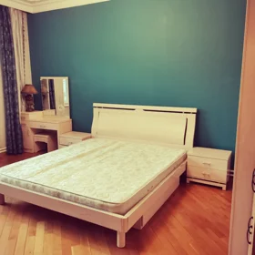 In Baku 175.0 m² apartment is for sale - Image 9