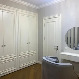 In Baku 202.0 m² apartment is for rent - Image 9