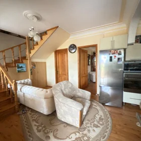 In nan 120.0 m² house with 4.0 rooms is for sale - Image 6