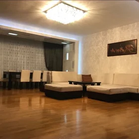 In Xətai rayonu 180.0 m² apartment is for rent - Image 6