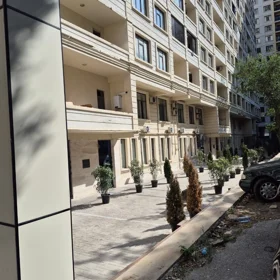 In Baku 85.0 m² apartment is for rent - Image 9