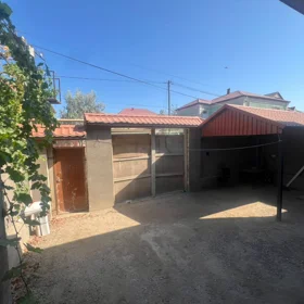 In Suraxanı rayonu 170.0 m² house with 6.0 rooms is for sale - Image 3