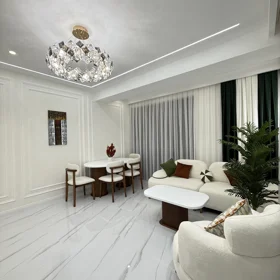 In Baku 105.0 m² apartment is for sale - Image 3