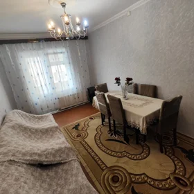 In Baku 110.0 m² apartment is for rent - Image 3