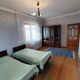 In Baku 110.0 m² apartment is for rent - Image 9