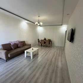 In Baku 90.0 m² apartment is for rent - Image 2