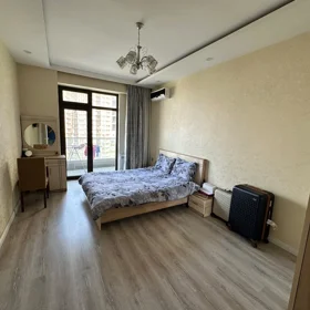 In Baku 90.0 m² apartment is for rent - Image 3